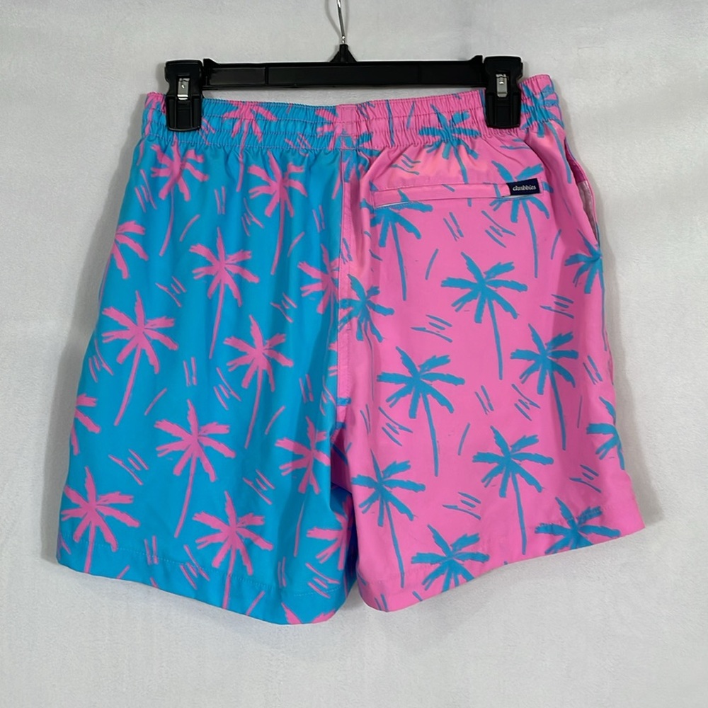 Chubbies Prince Of Prints Swim Trunks Size M Pink Blue Lined EUC - Picture 3 of 13